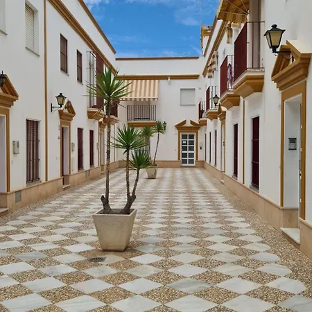 Piso En El Centro De Chipiona